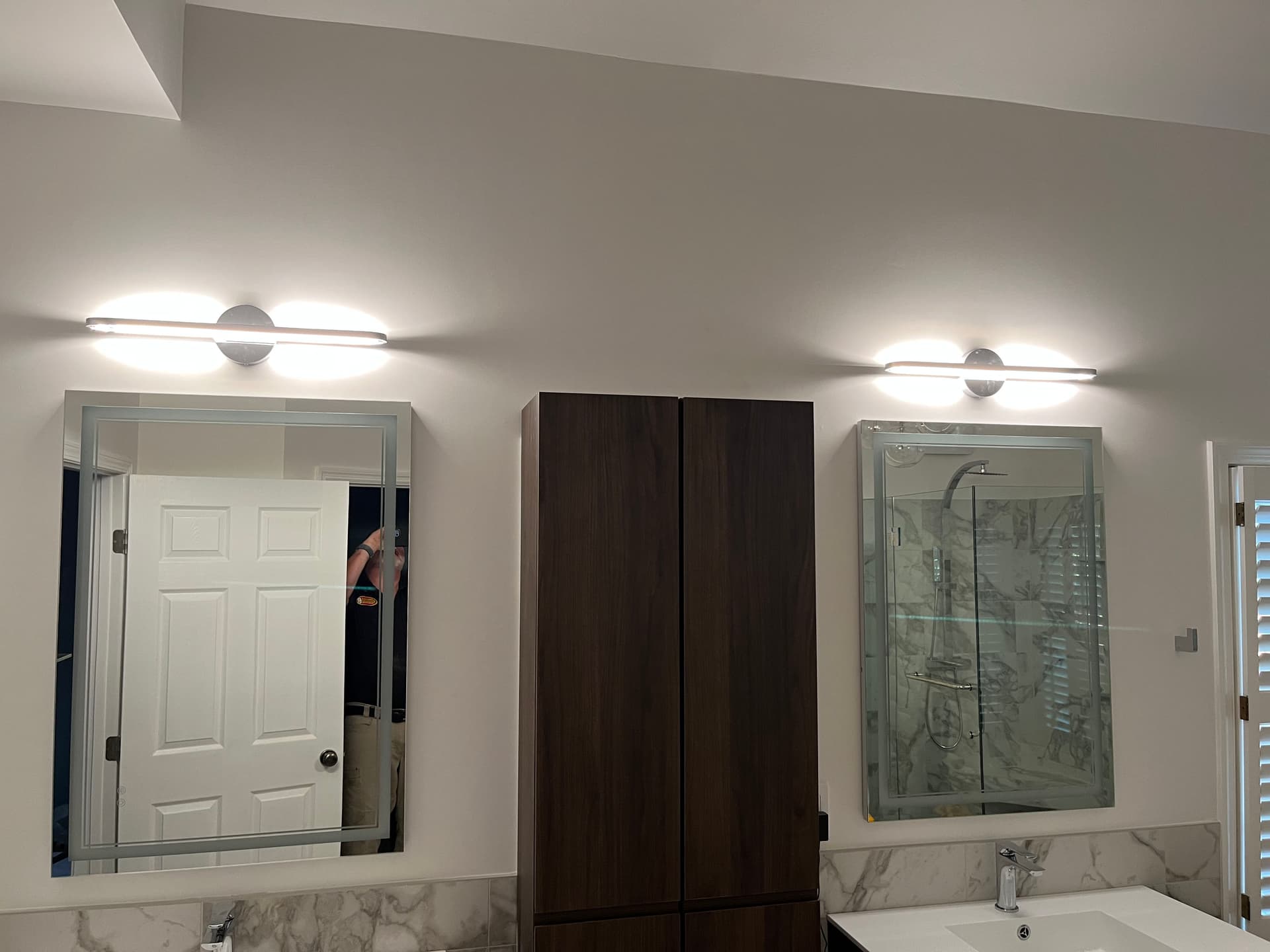 Gallery photos for Master Bath Electrical Upgrade with Statement Lighting: Image #7