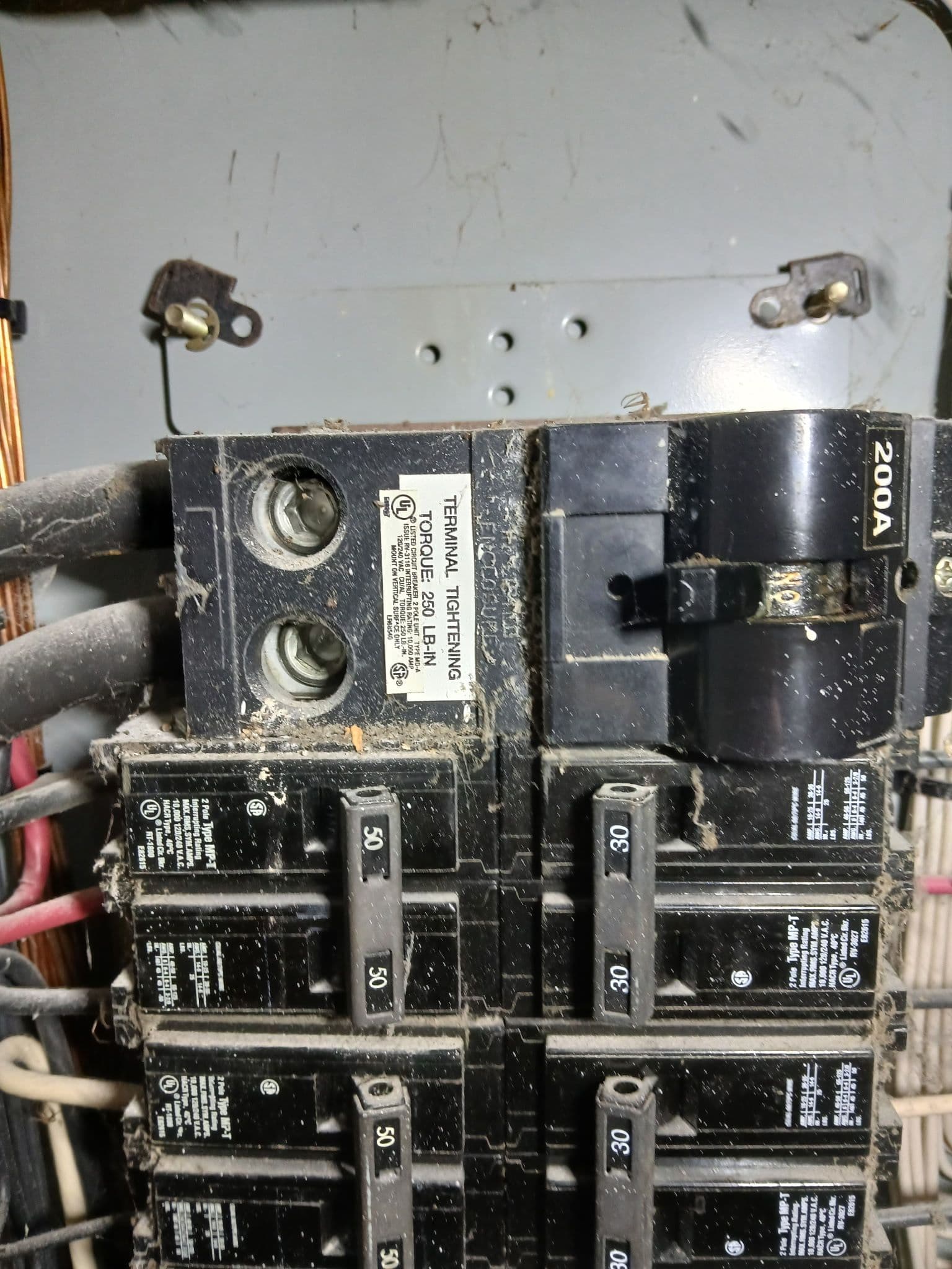 Gallery photos for Emergency Panel Change After a Failed Main Breaker Killed Half the House: Image #2