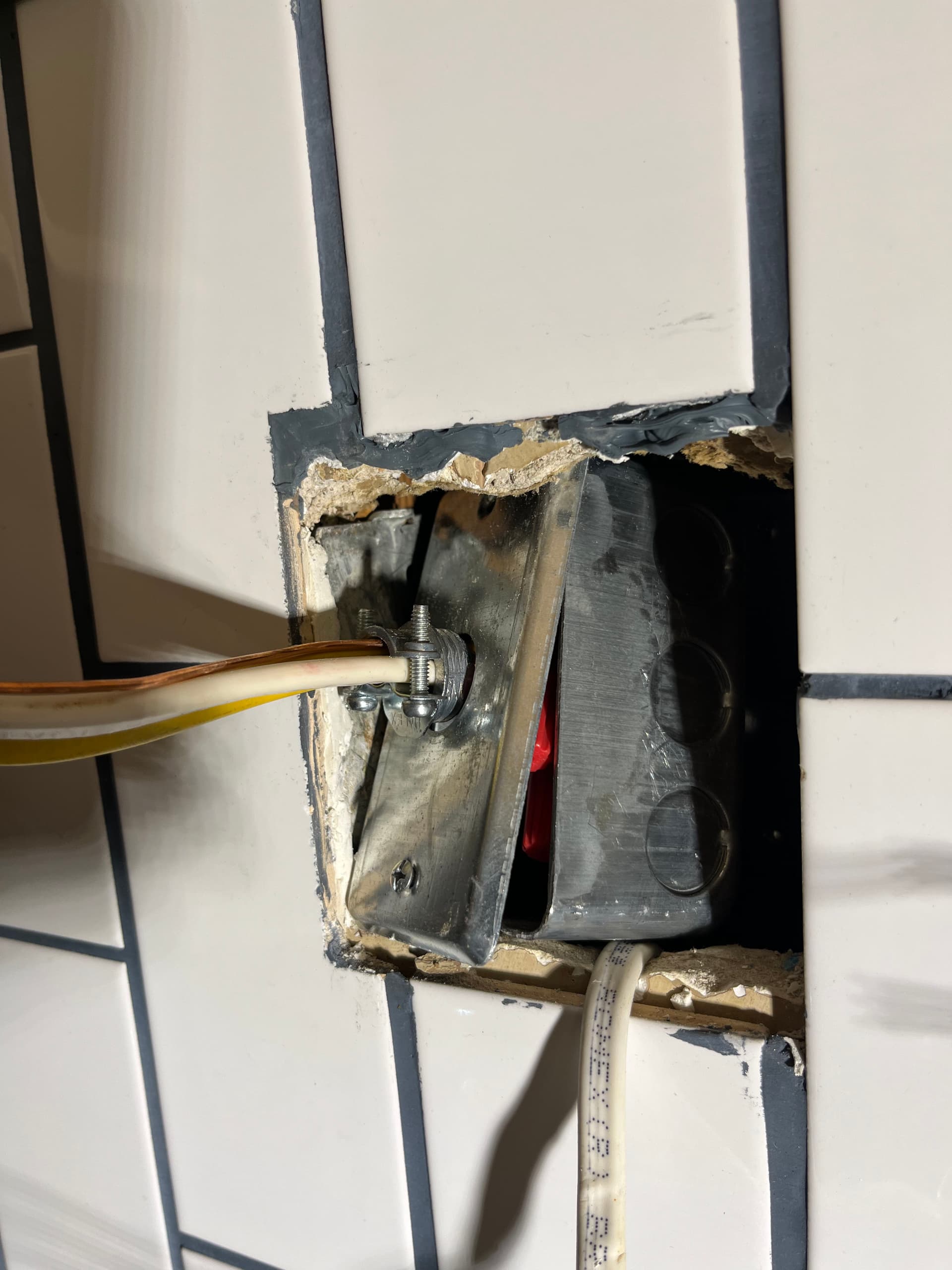 Gallery photos for Kitchen Outlet Swap Uncovered Hidden Junction Boxes in the Wall: Image #3