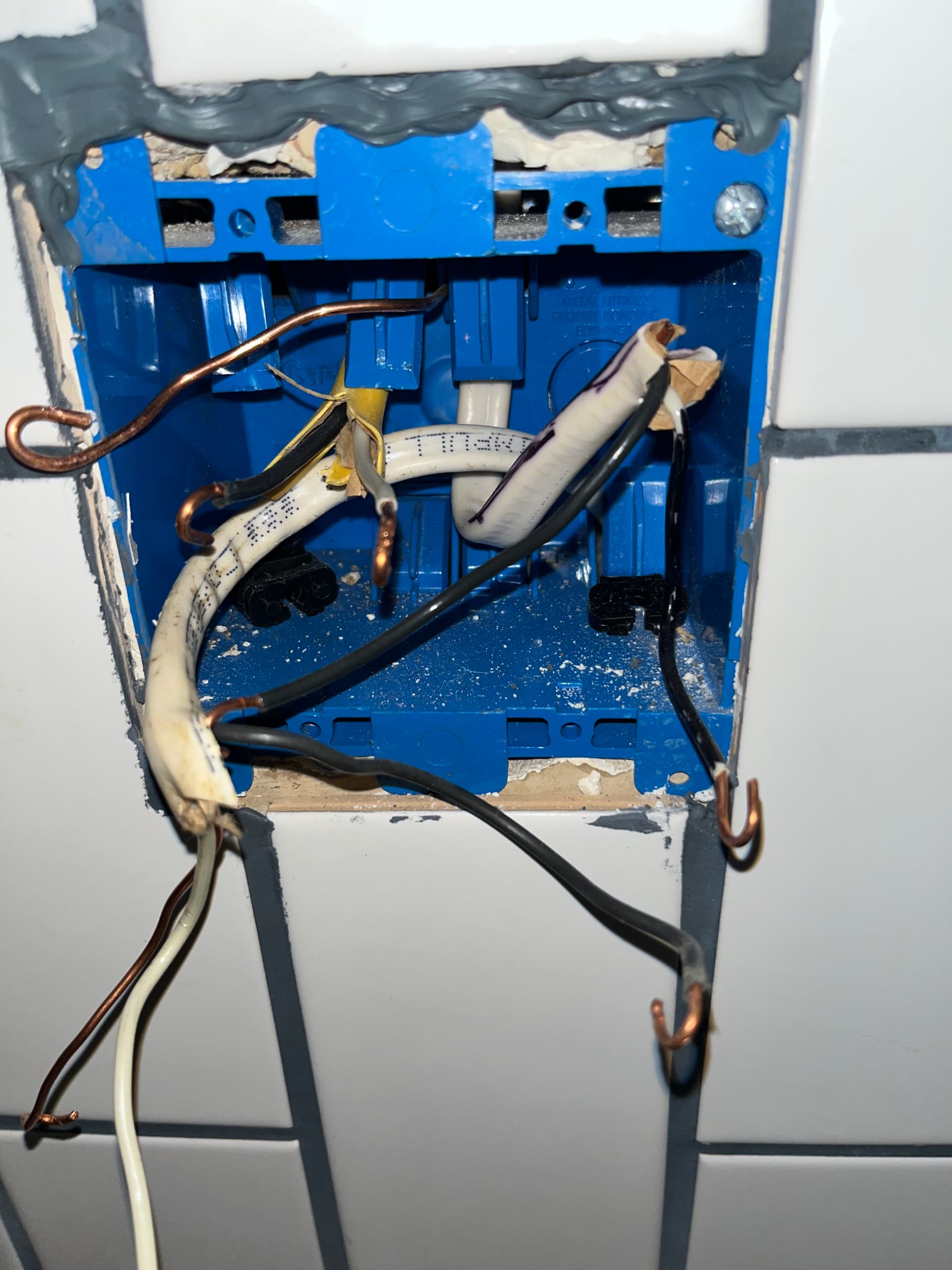 Gallery photos for Kitchen Outlet Swap Uncovered Hidden Junction Boxes in the Wall: Image #1