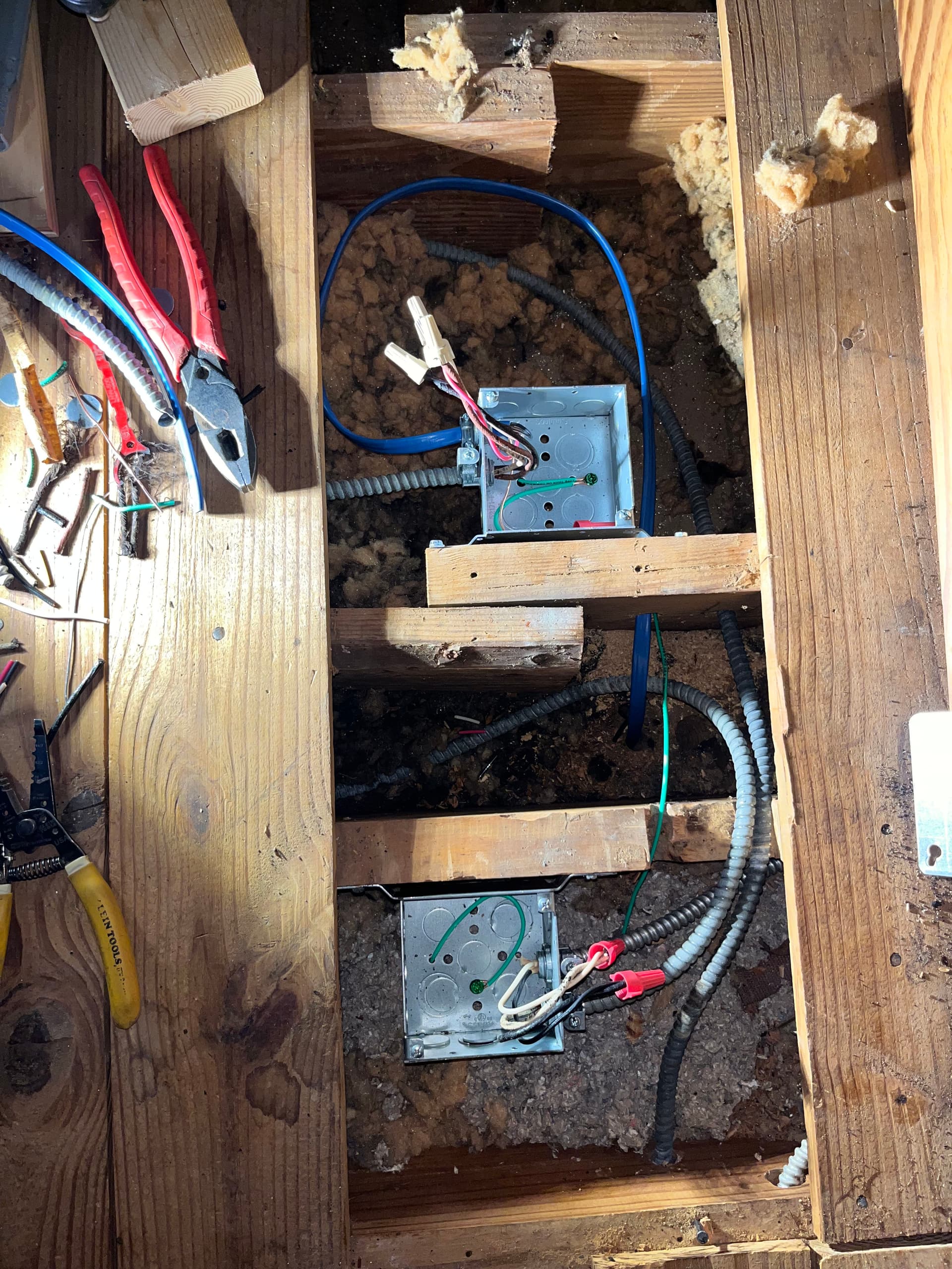 Gallery photos for Kitchen Outlet Swap Uncovered Hidden Junction Boxes in the Wall: Image #6